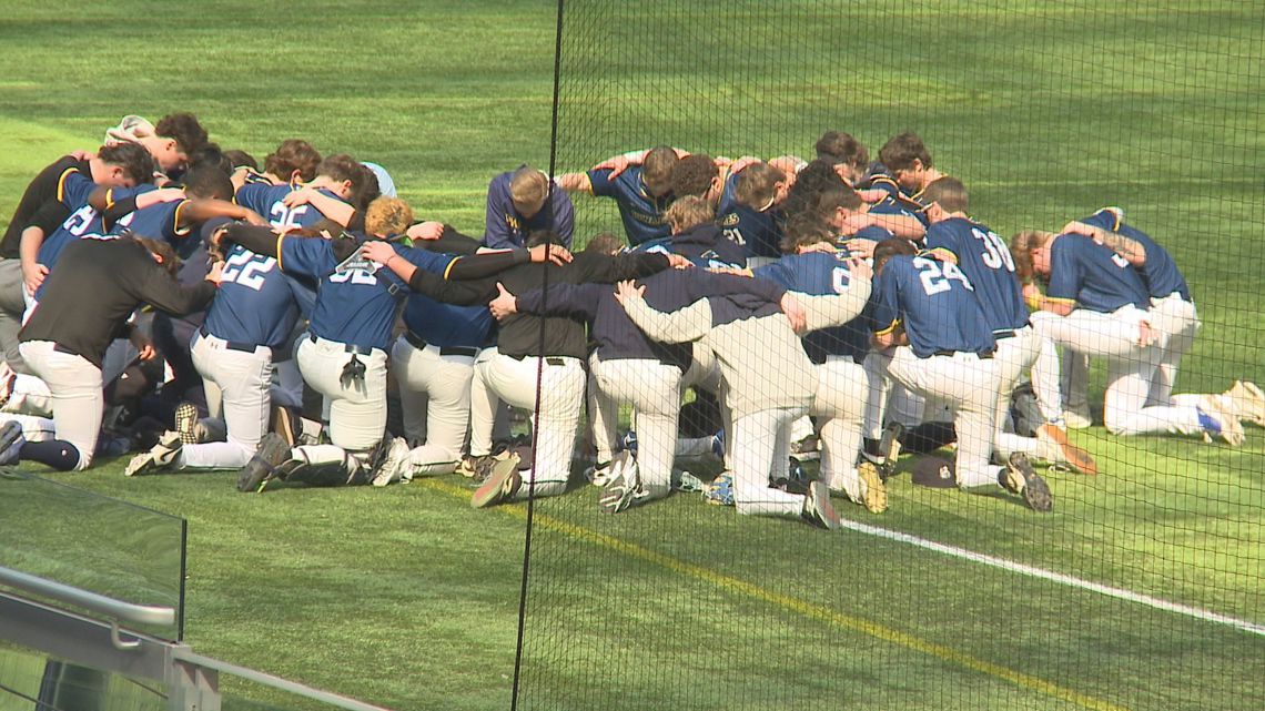 Iowa Lakes Community College baseball team plays first games after February bus crash