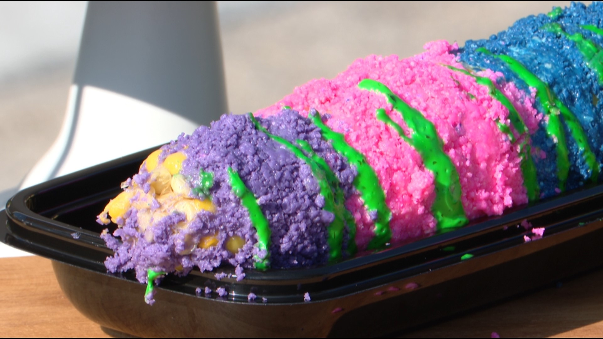 Chow down on rainbow elote and cornbread funnel cake at Valleyfair's Corn  Fest this weekend