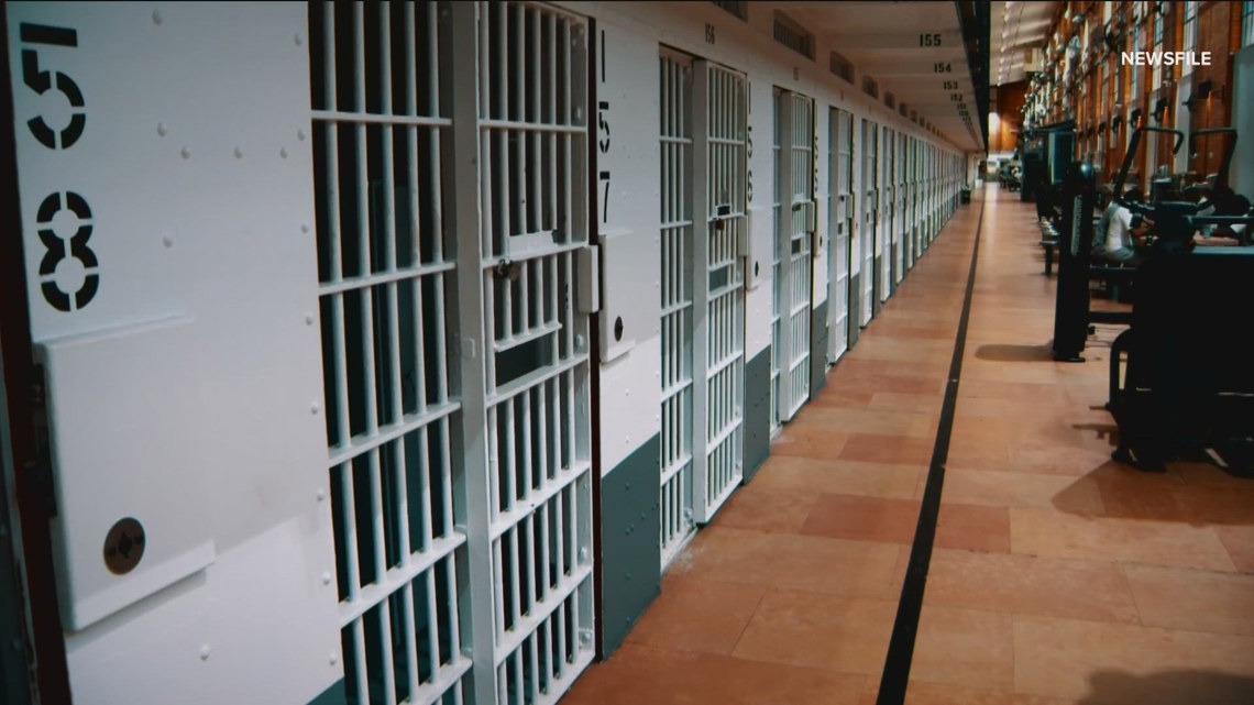 Minnesota prison work cuts raise concerns over inmate conditions and pay