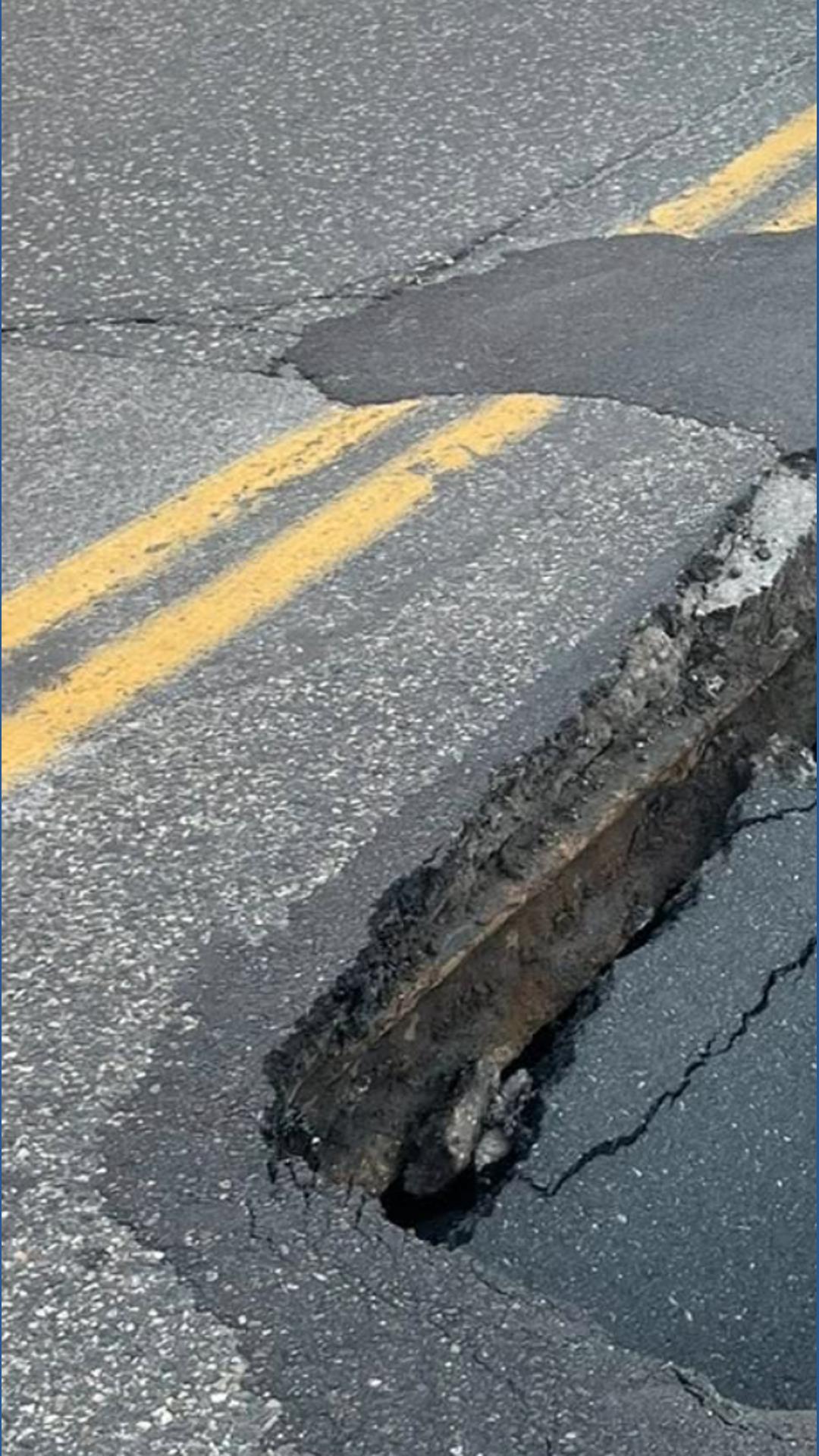 St. Paul closes parts of West 7th Street over sinkhole repair | kare11.com