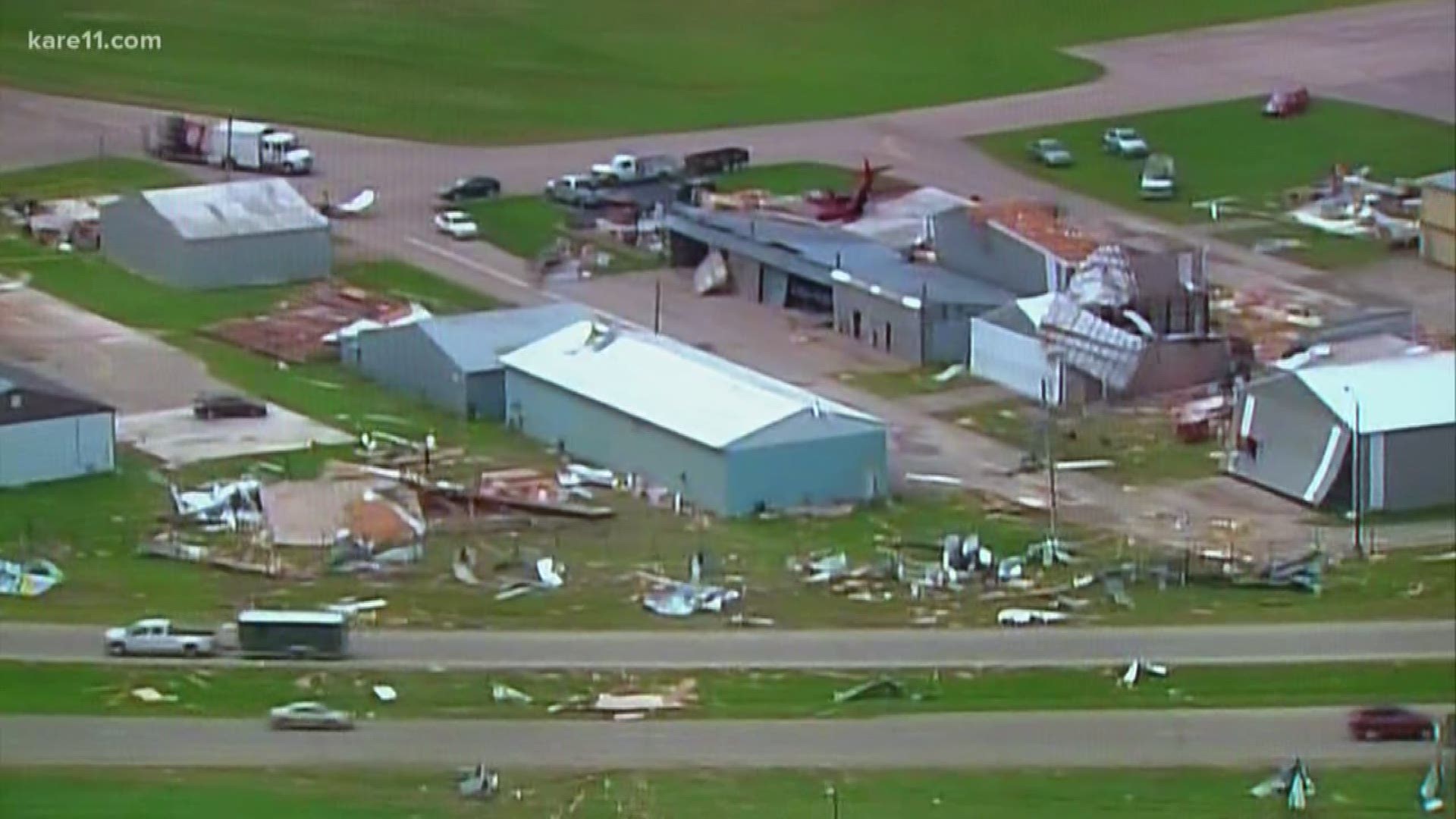 Tornadoes multiple tornado minnesota south reported mn southern nicollet touched brent damaged blank garage down