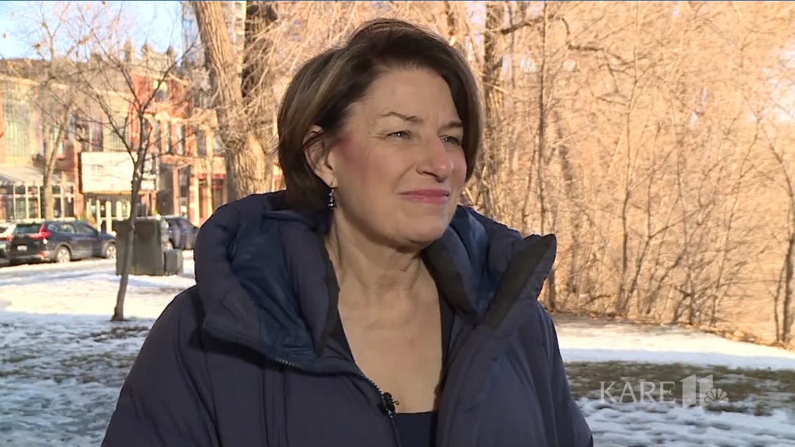 Klobuchar takes steps toward run for Minnesota governor