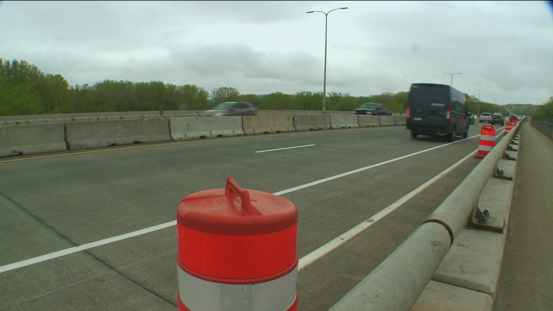 The closure is expected to impact commuters and visitors to the MSP airport and Mall of America.