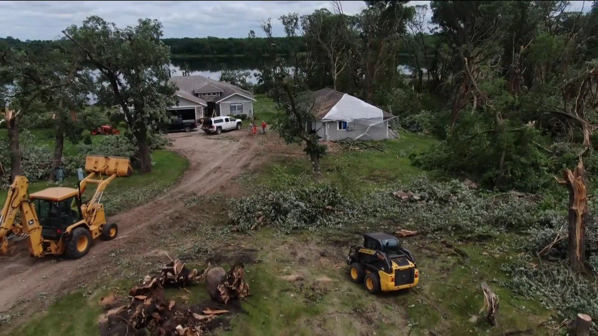 Cleanup underway after tornado hits Detroit Lakes | kare11.com