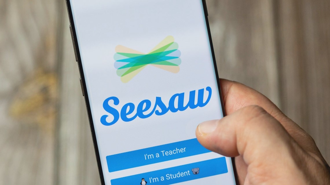 Parents receive explicit image on popular school messaging app - Vimarsana News