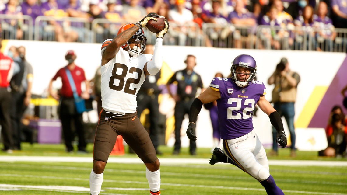 Browns defense dominates Vikings, Minnesota falls to 1-3