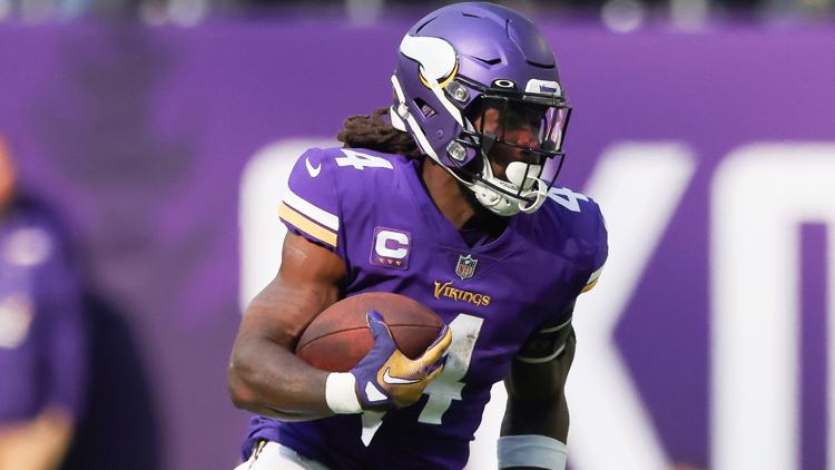 Vikings' Cook looks to hit legendary mark vs Cowboys