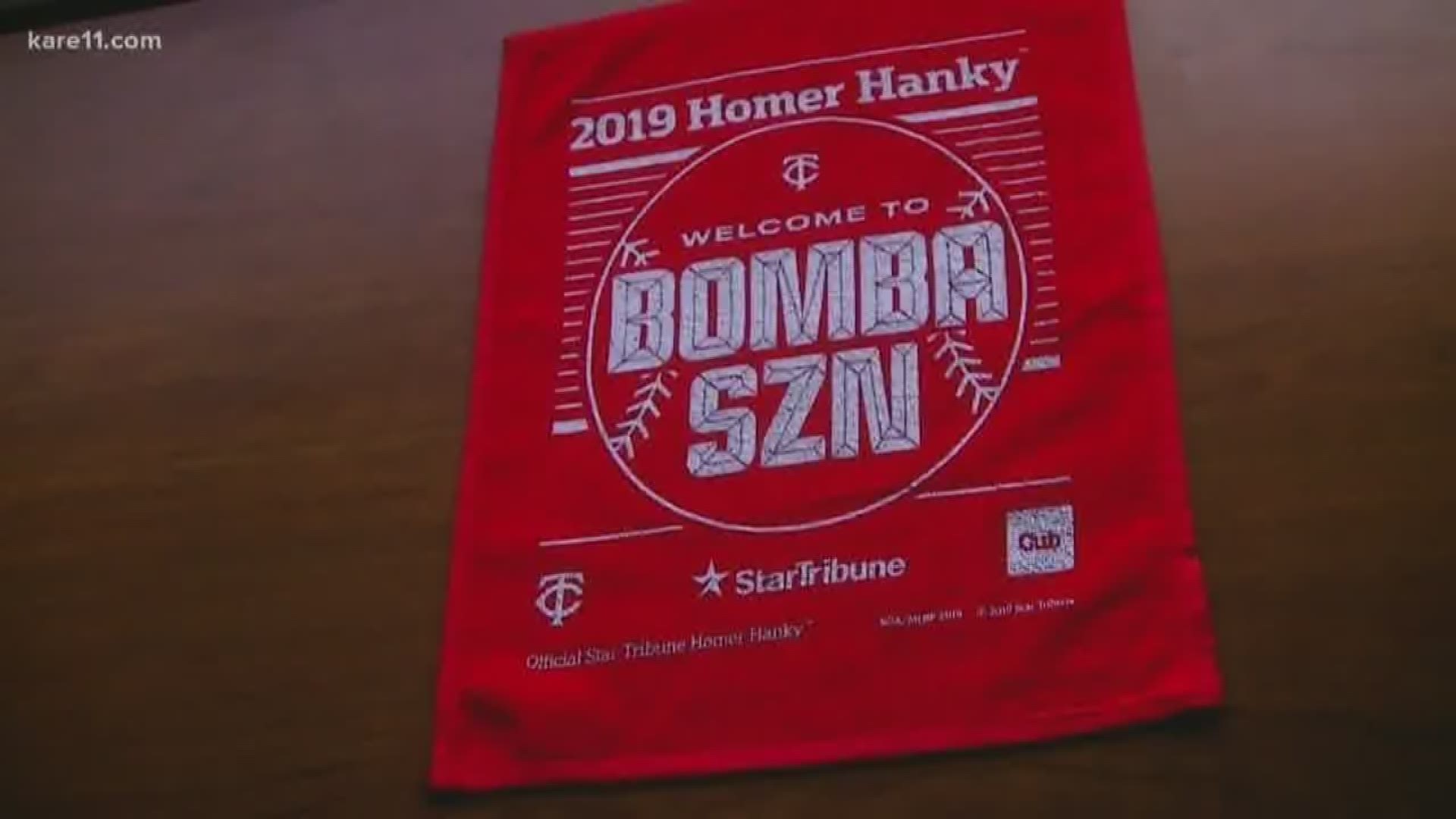 Twins Homer Hanky returns ahead of 2019 postseason