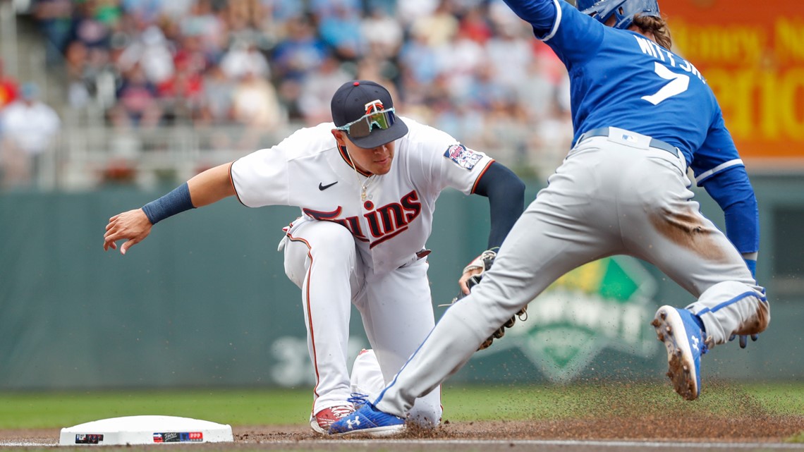 Buxton, Twins relish 'little wins' of crash-free OF plays