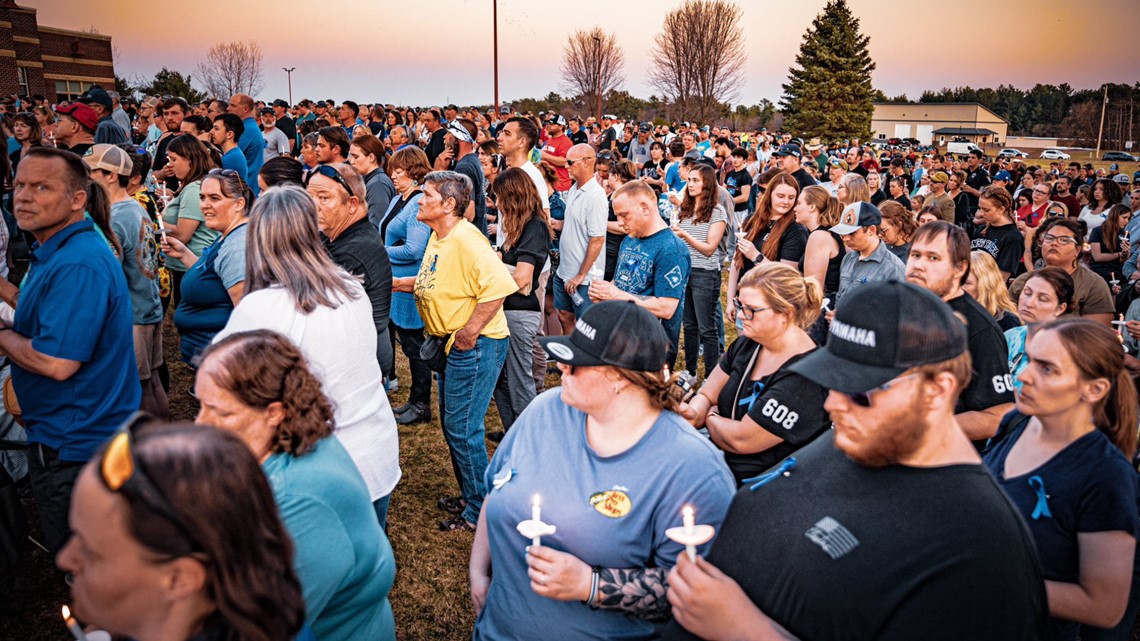 Vigil for two slain WI police officers draws thousands - Vimarsana News