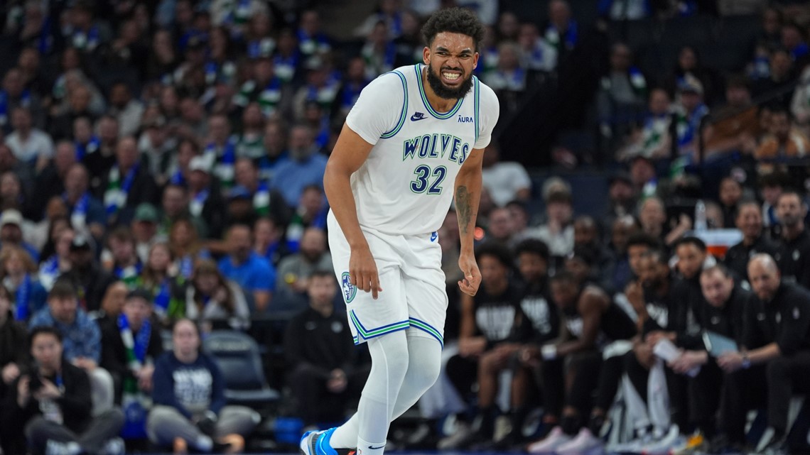 Wolves' KAT has 'successful' knee surgery | kare11.com