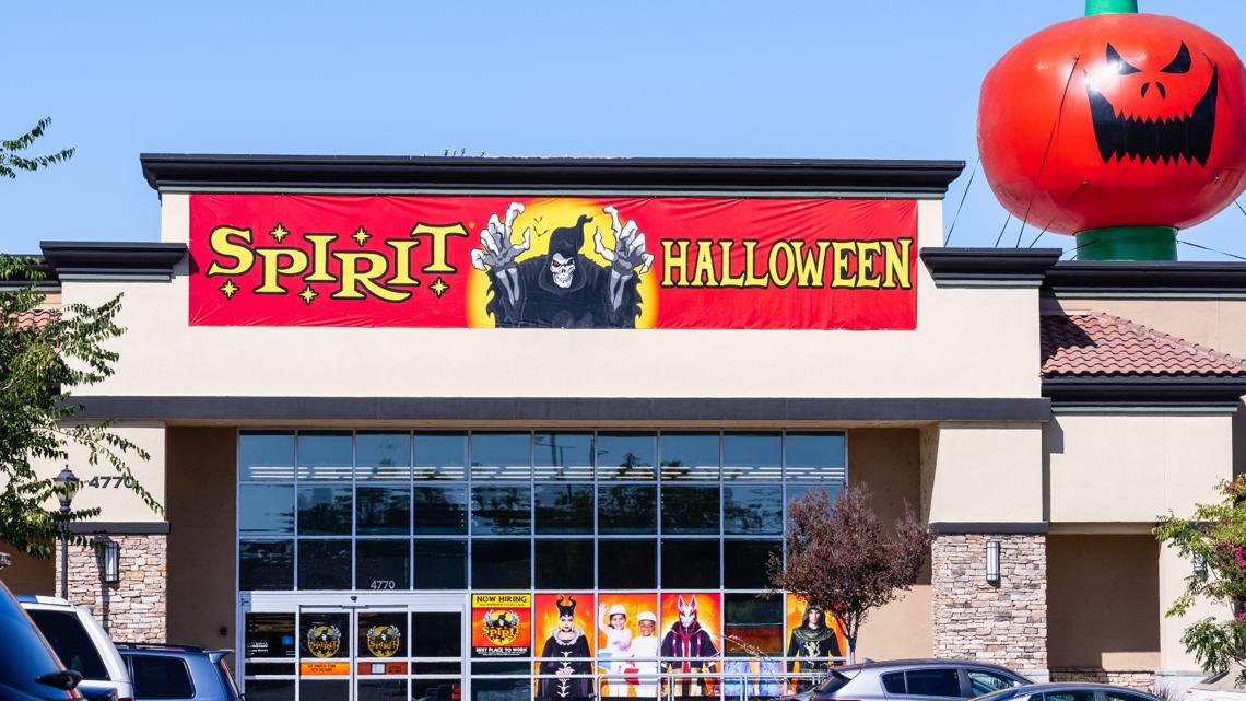 Spirit Halloween Storefront