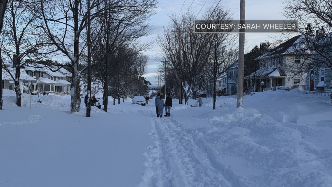 Blizzard Dumps More Than 20 Inches Of Snow On Duluth, Leaving Some ...