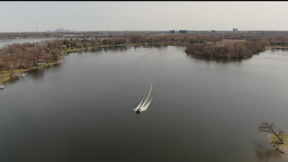Lawmaker advocates to require permits for Minnesota boaters - Vimarsana News