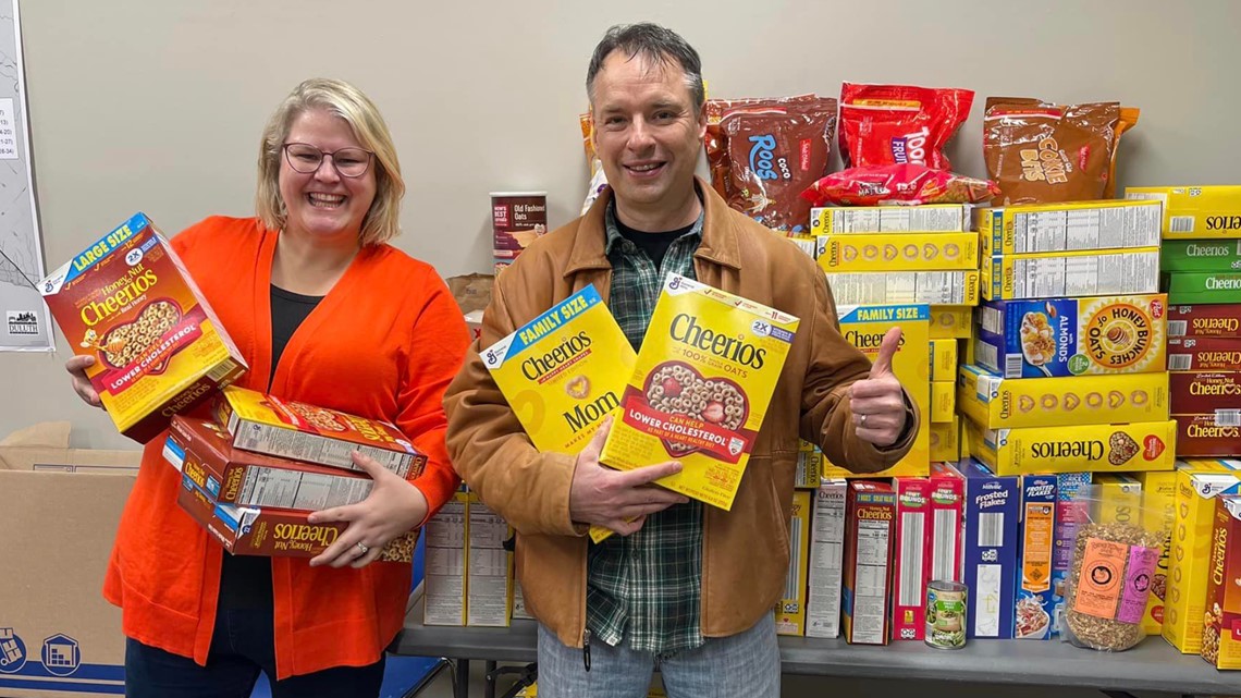 Duluth residents collect Cheerios, not 'pee in' them after flap - Vimarsana News