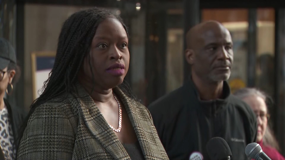 Activist Nekima Levy Armstrong arrested in Cities Church protest