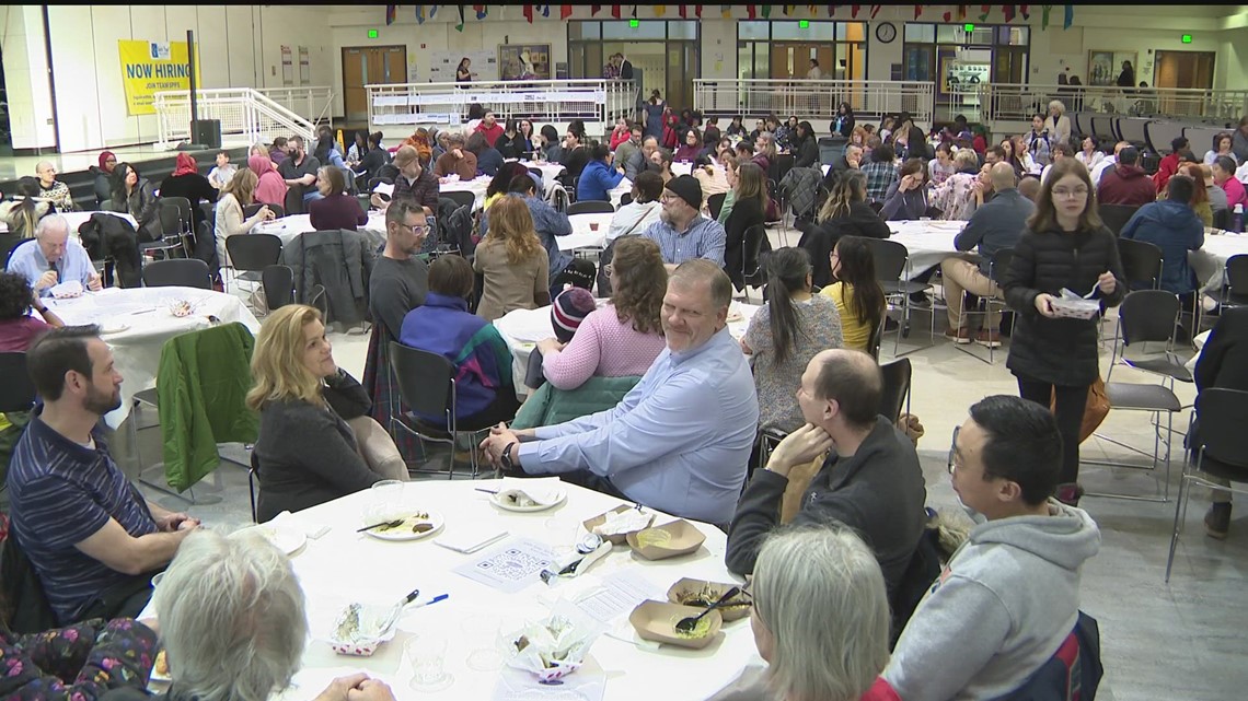 Community gathers to discuss school safety
