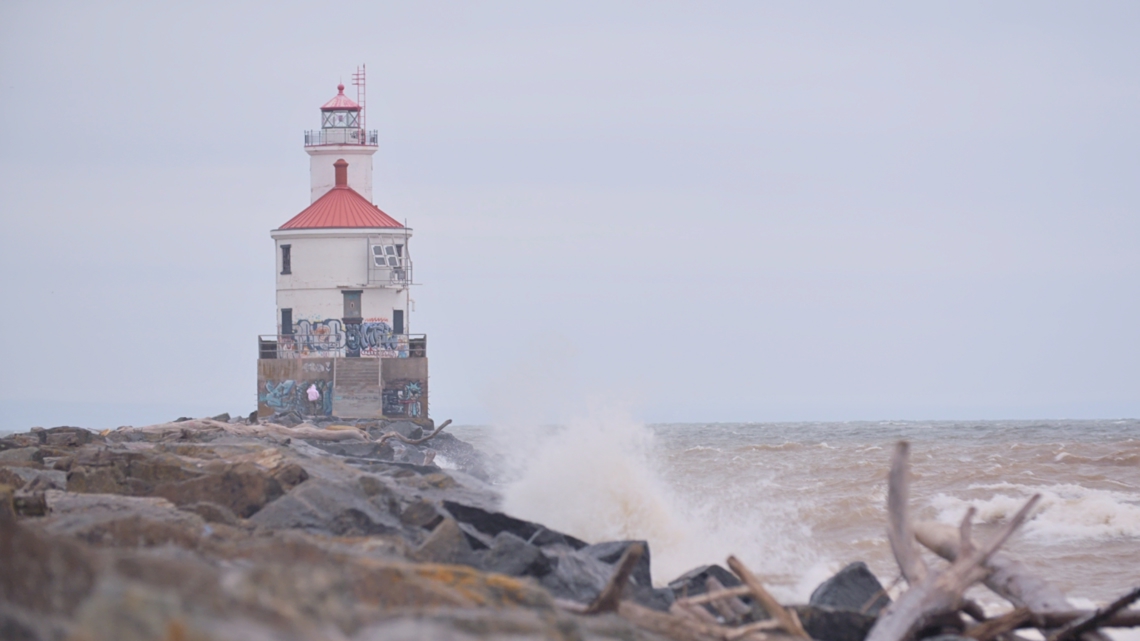 Beacon stolen from Lake Superior lighthouse, Coast Guard says