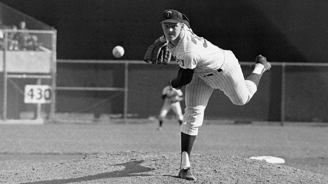 Former Twins teammates Jim Kaat and Tony Oliva inducted into Baseball Hall  of Fame