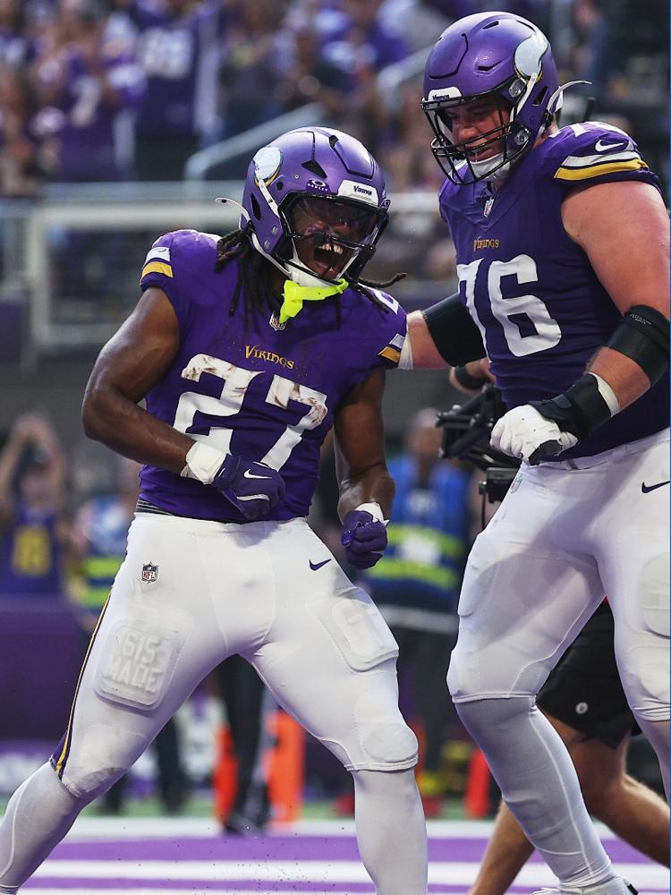 Lean Team Building Vikings lean into alternate identity with dominant defense, strong run ...