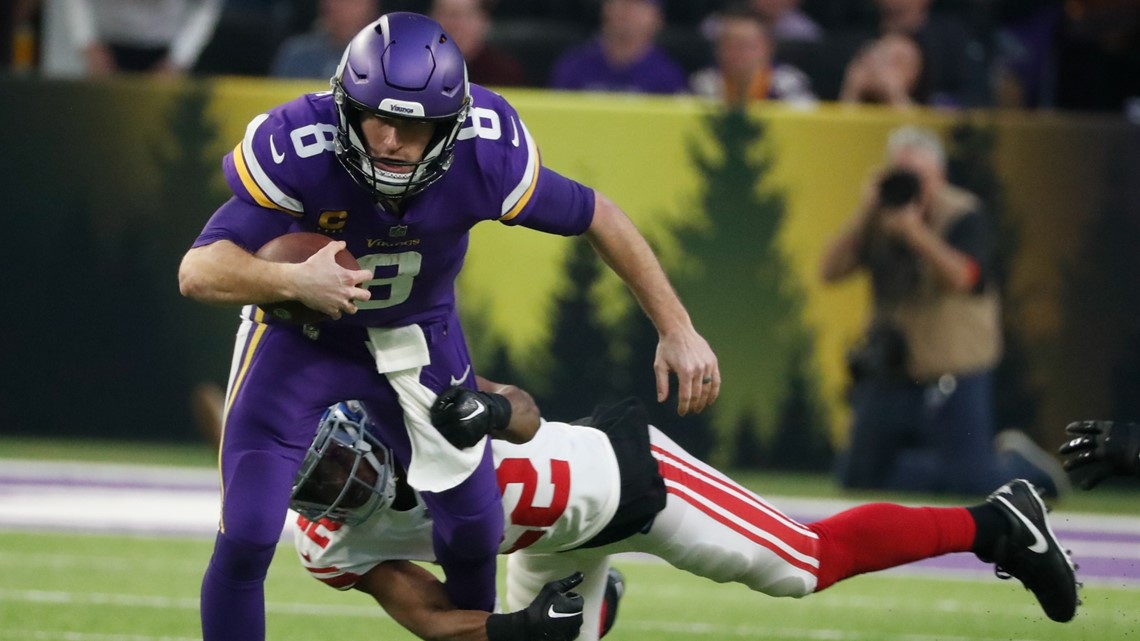 MINNEAPOLIS, MN - DECEMBER 24: Minnesota Vikings quarterback Kirk