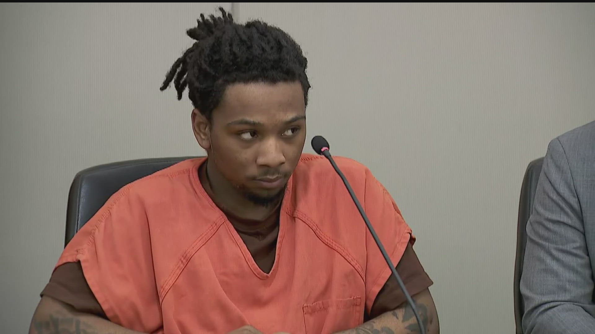 1 ebony girl 9 guys in prison