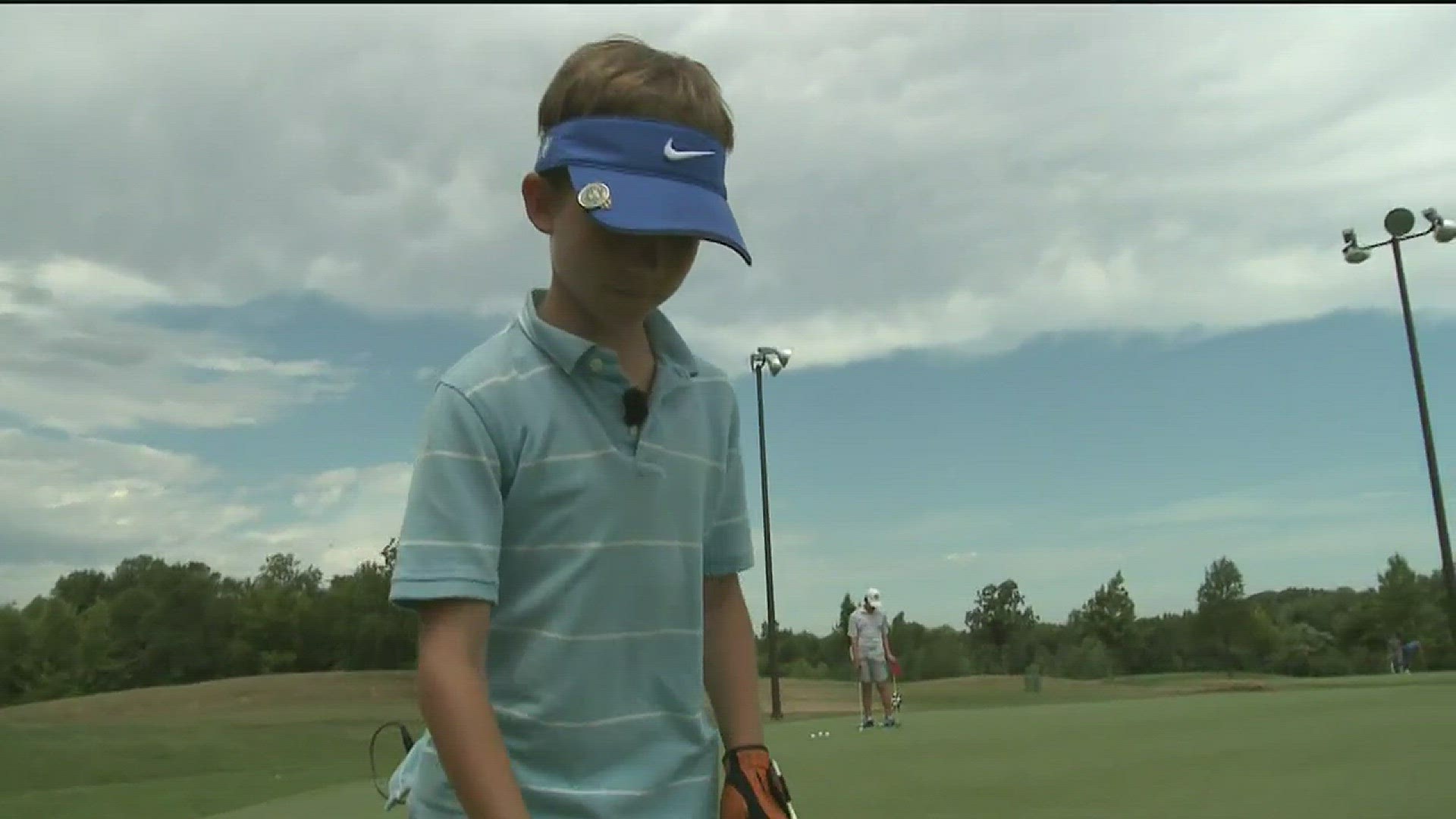 Young golfer from Minnesota is also a businessman