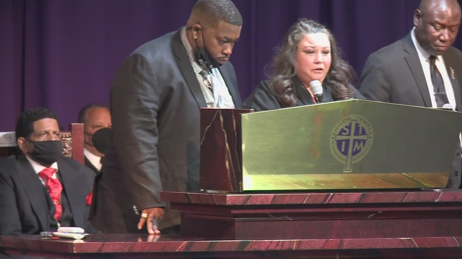 An emotional Katie Wright paid tribute to her son Daunte at his memorial service. Wright was shot and killed by a Brooklyn Center police officer on April 11.