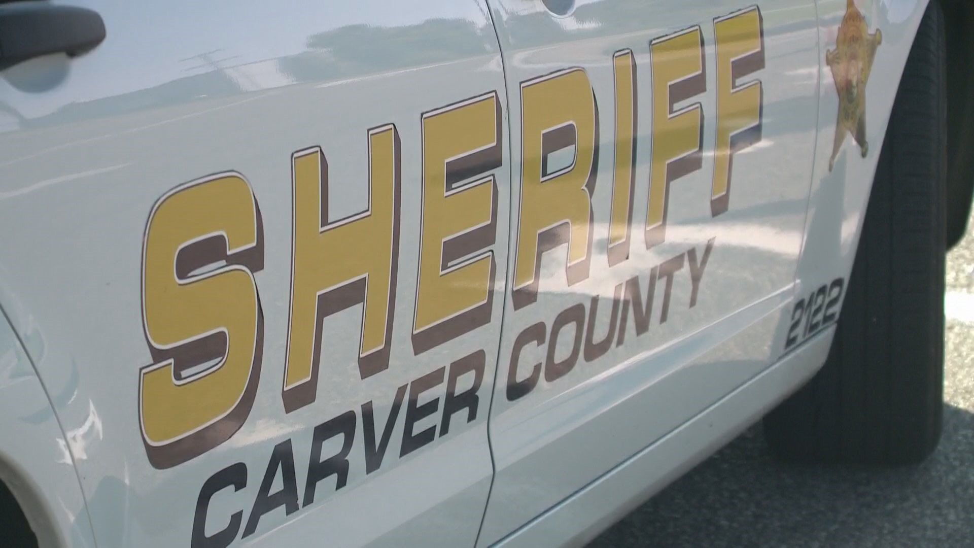 The Carver County Sheriff's Office says the victim, a 17-year-old female, was stabbed in the neck by a customer and was rushed to the hospital. 