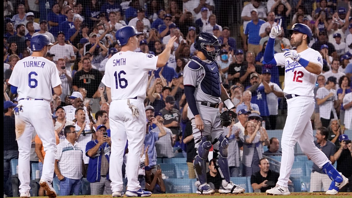 Joey Gallo hits first homer with Dodgers as LA extends streak to 10 games