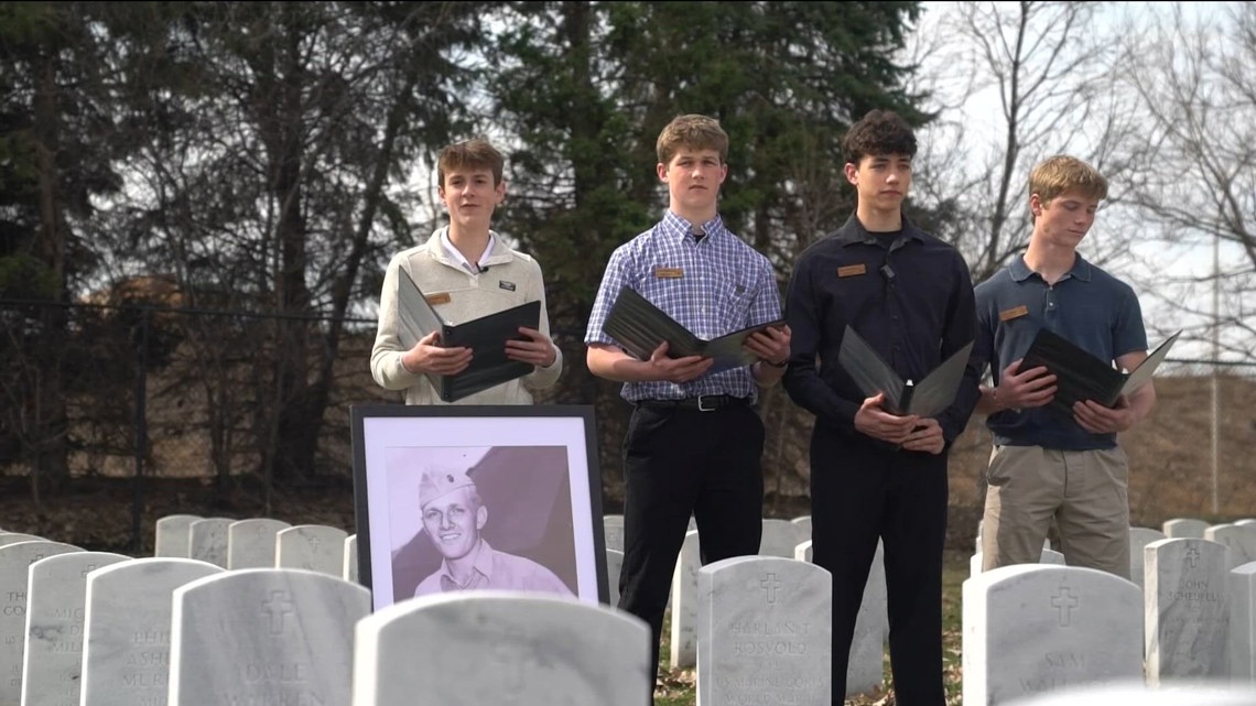 Wisconsin high school students work to preserve veterans' history
