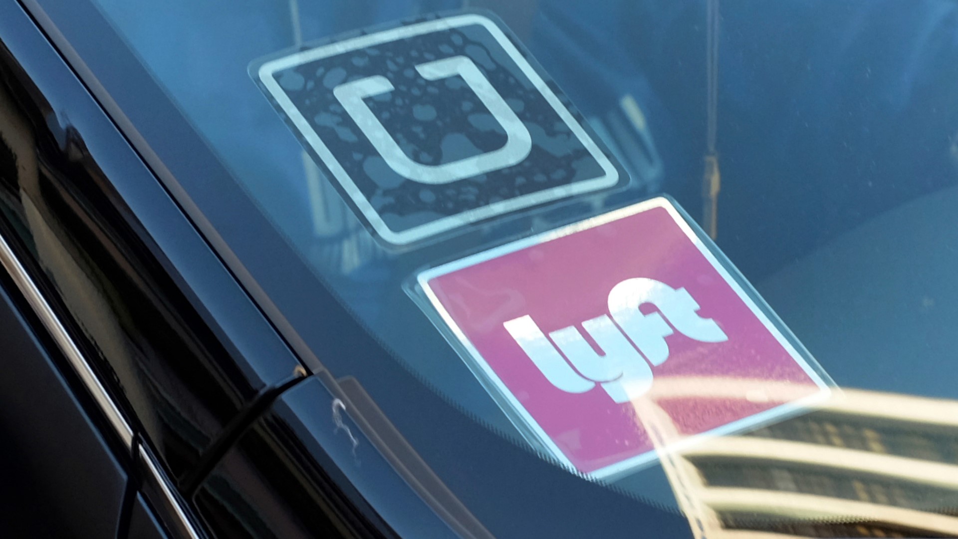 On Monday state lawmakers, along with the Minneapolis City Council, said they had reached a compromise in the debate on rideshare minimum wage pay.