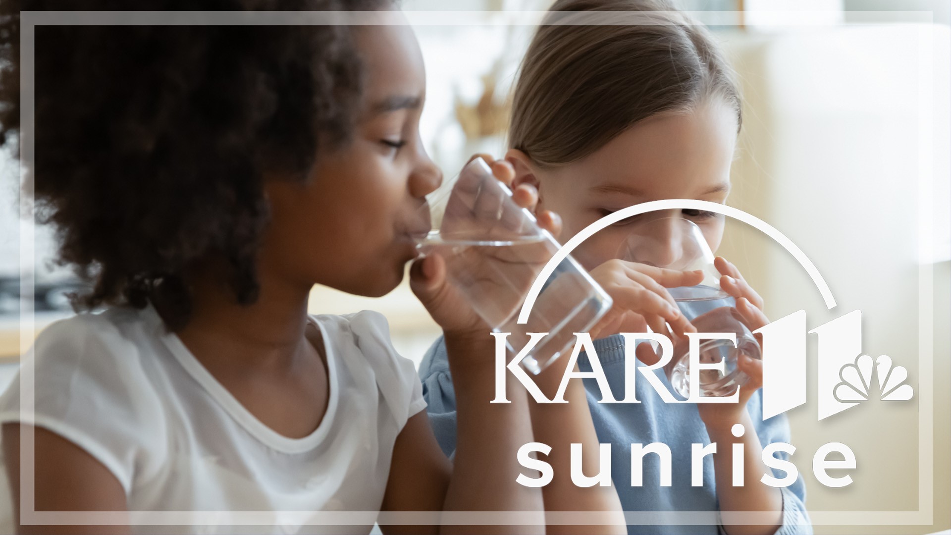 Keeping the little ones hydrated during the Summer months can be a challenge for many. Here are some summer hydrating hacks from a local dietician Alex Turnbull.