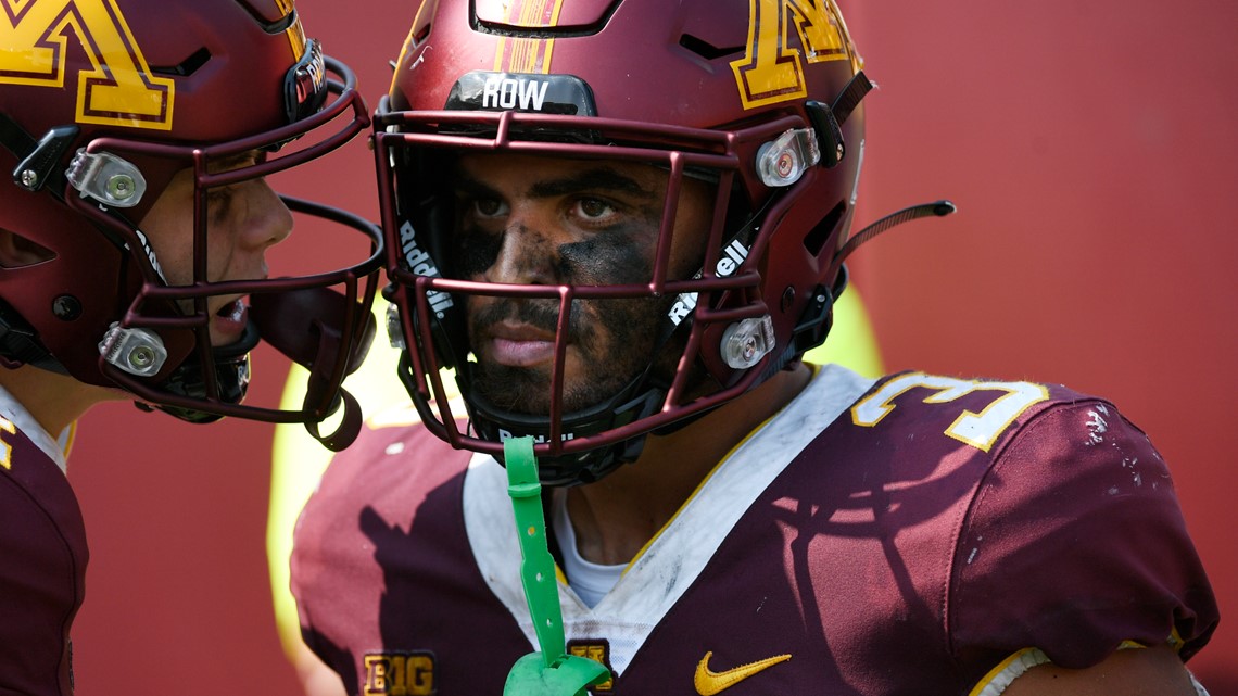 Gophers RB Trey Potts receiving medical attention in Indiana