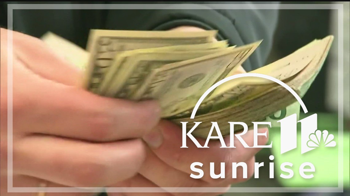 Experts: The majority of parents have made financial sacrifices for adult children