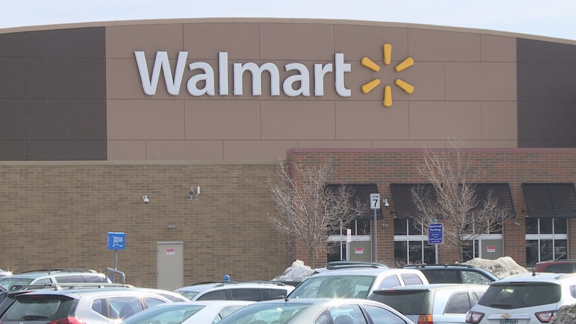 Brooklyn Center Walmart to close April 21