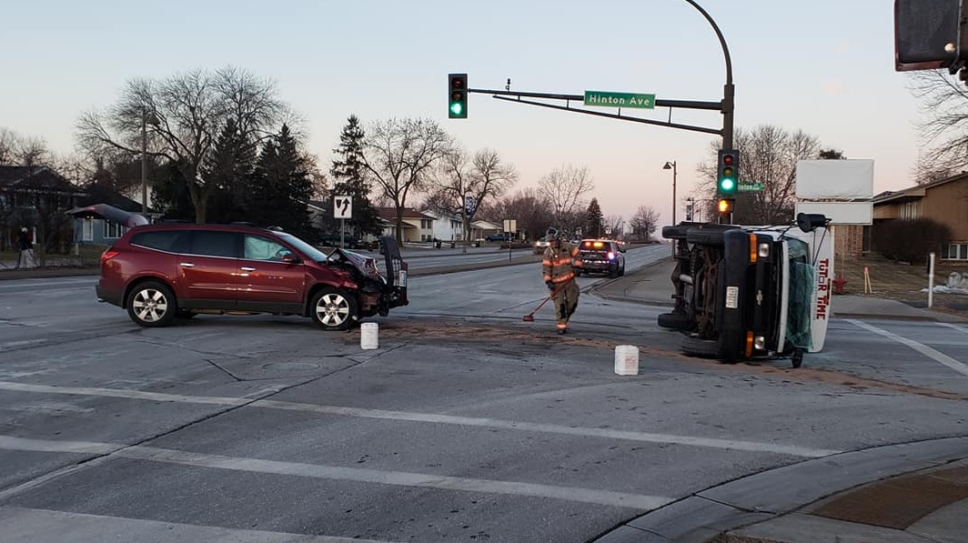 Injuries Reported After Daycare Bus Crash In Cottage Grove