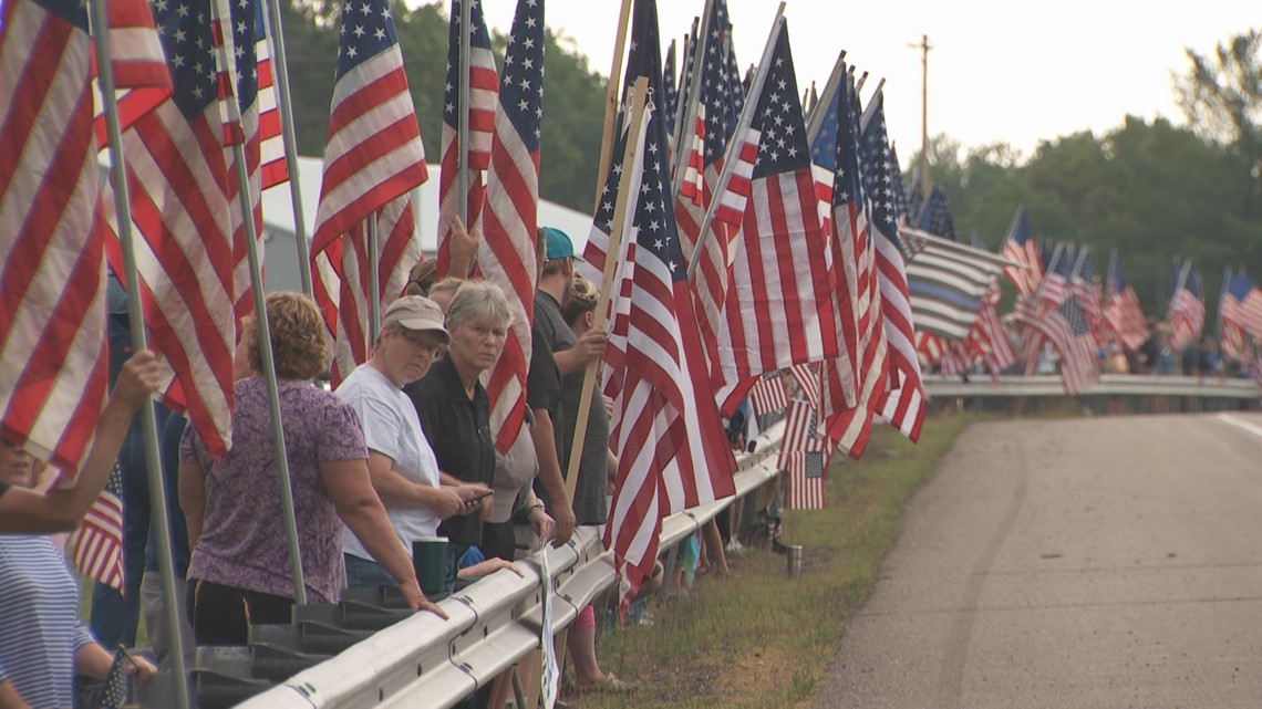 Officer Jake Wallin remembered at public memorial service - Vimarsana News