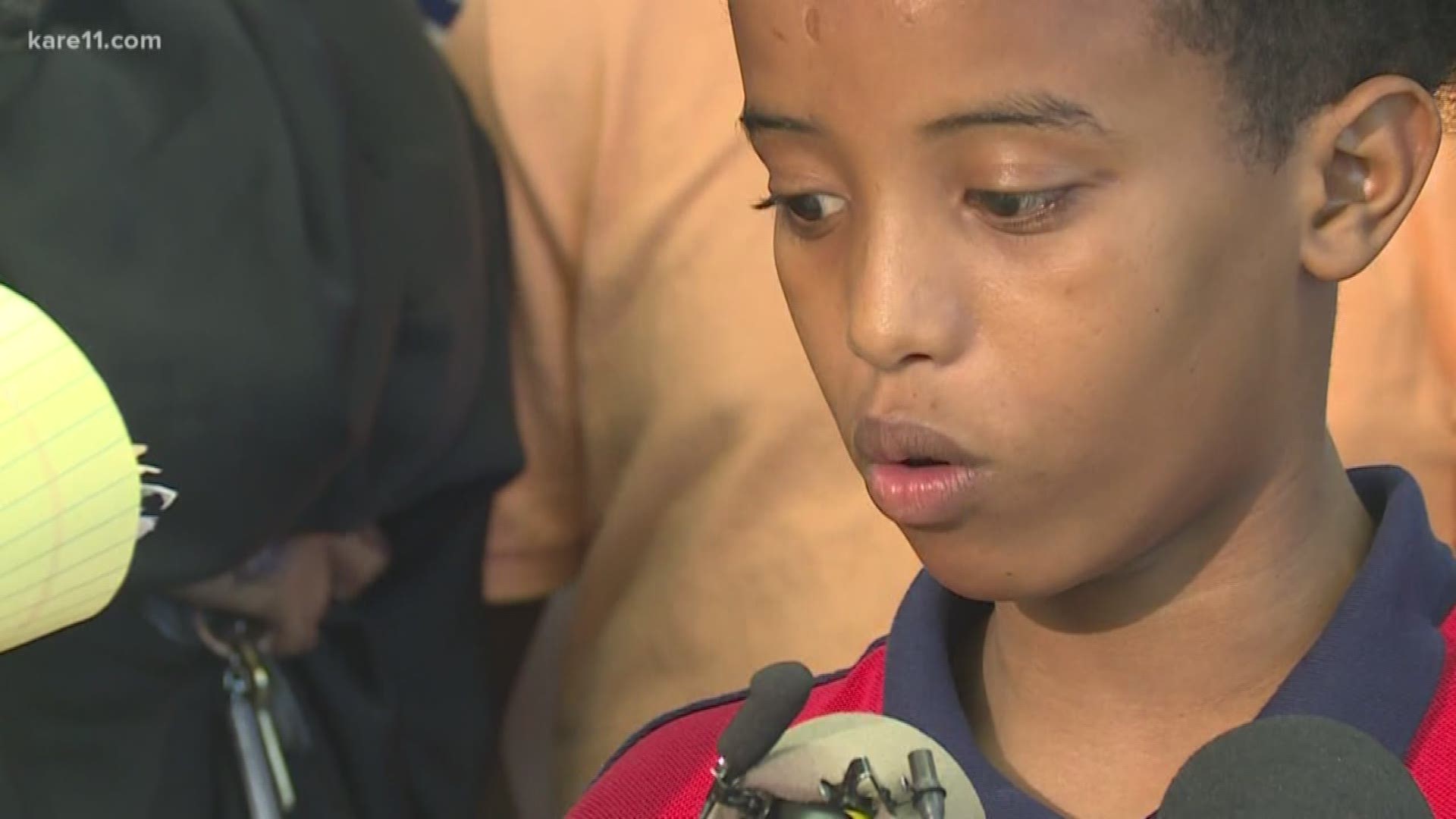 Somali teenagers said Monday they feared for their lives when Park Police pointed a weapon at them and detained them at Minnehaha Regional Park last week. https://kare11.tv/2L10N3Z