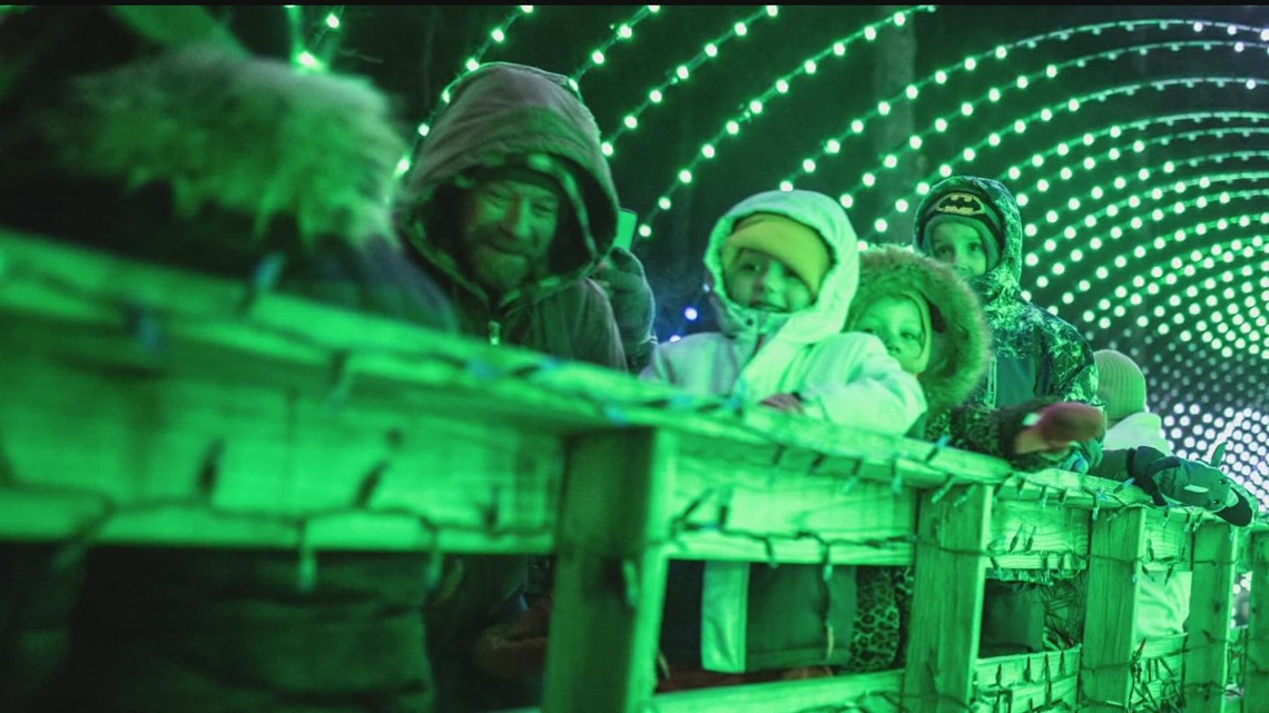 'As close to a Hallmark movie as you can get' Holiday light show comes to Saint Croix Falls