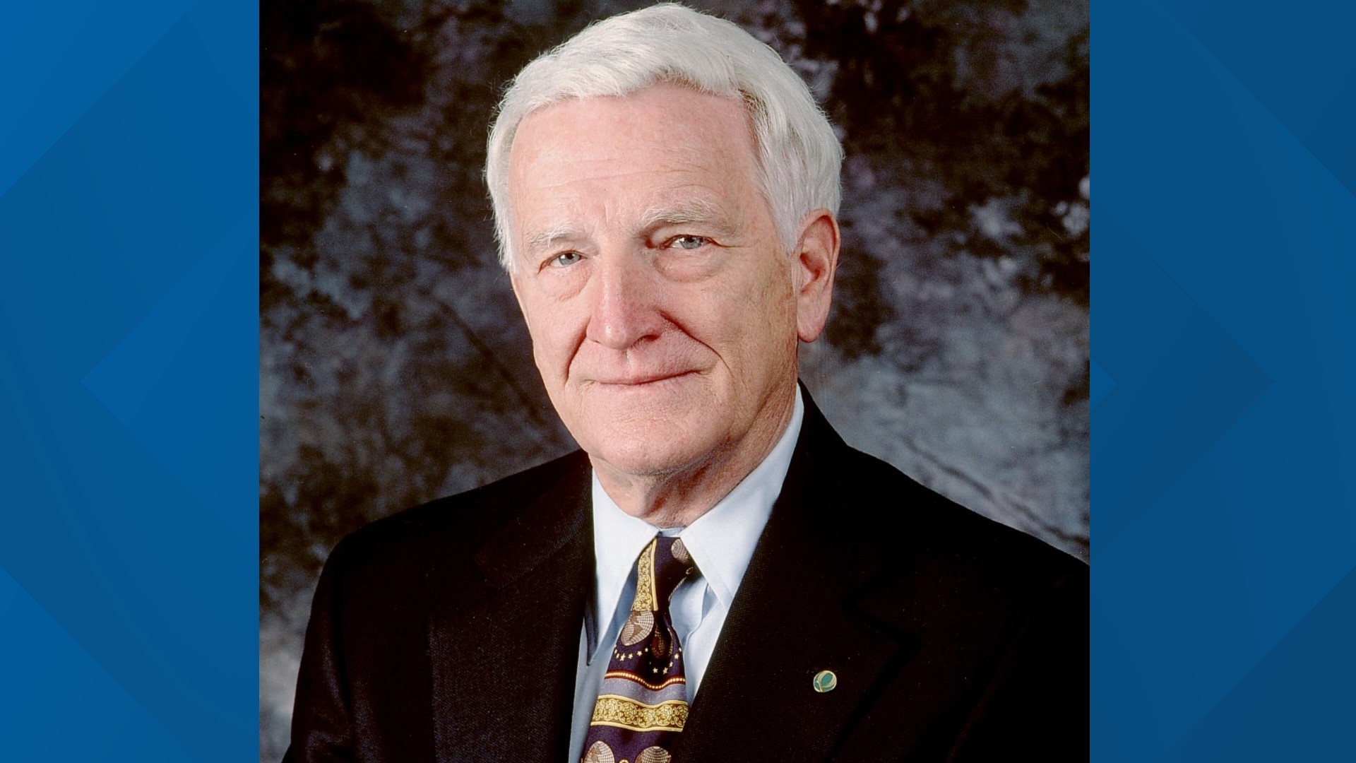 Cargill heir, former CEO Whitney MacMillan dies at 90 | kare11.com