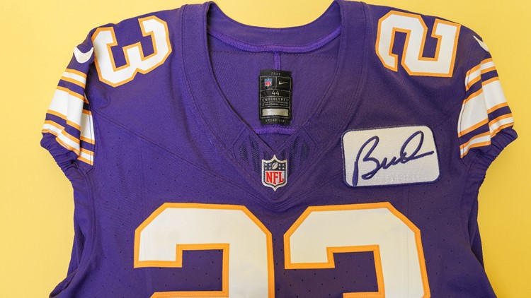 Vikings to honor Bud Grant with uniform patch, helmet sticker