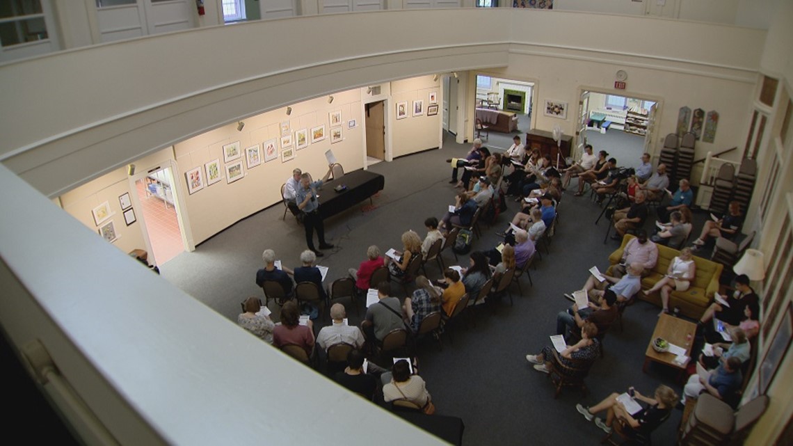 MPD meets with neighbors about MarcyHolmes crime