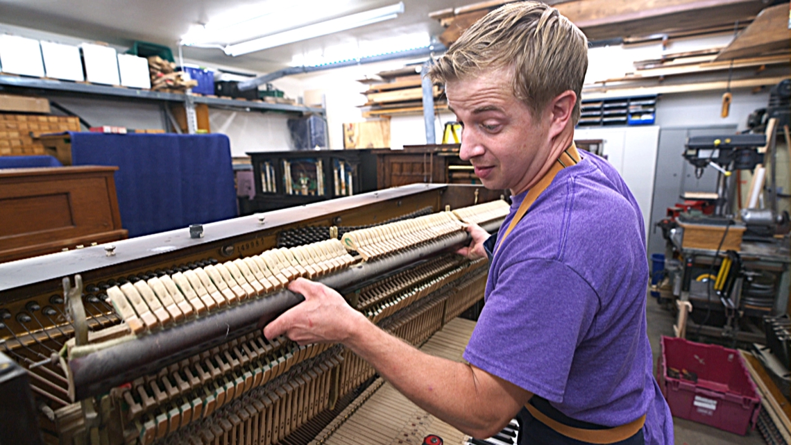 Millennial saves century-old high-tech: player pianos