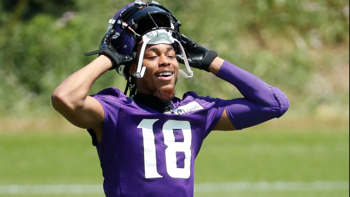 Minnesota Vikings wide receiver Justin Jefferson (18) in action