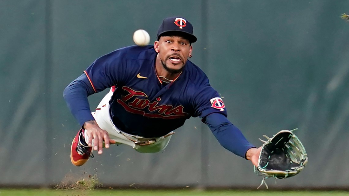 Byron Buxton's knee lands him on bench, not injured list – Twin Cities