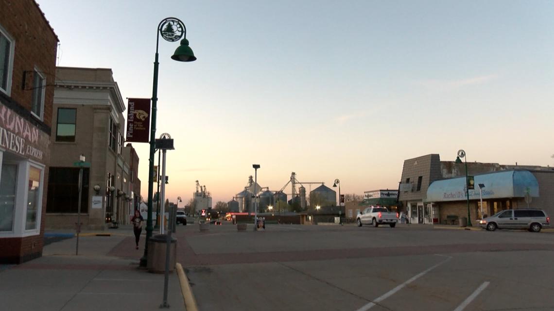 Judges pause Faribault, Pine Island data centers as emotions fill city council chambers
