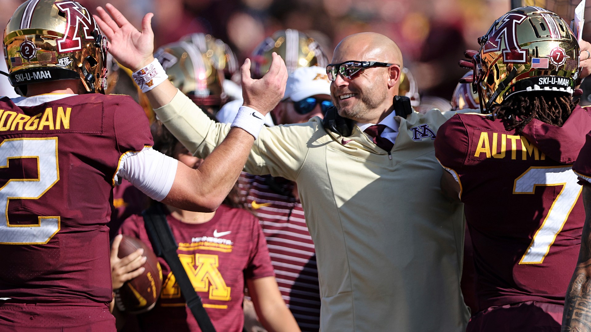 Minnesota will play Syracuse in the Pinstripe Bowl on Dec. 29.