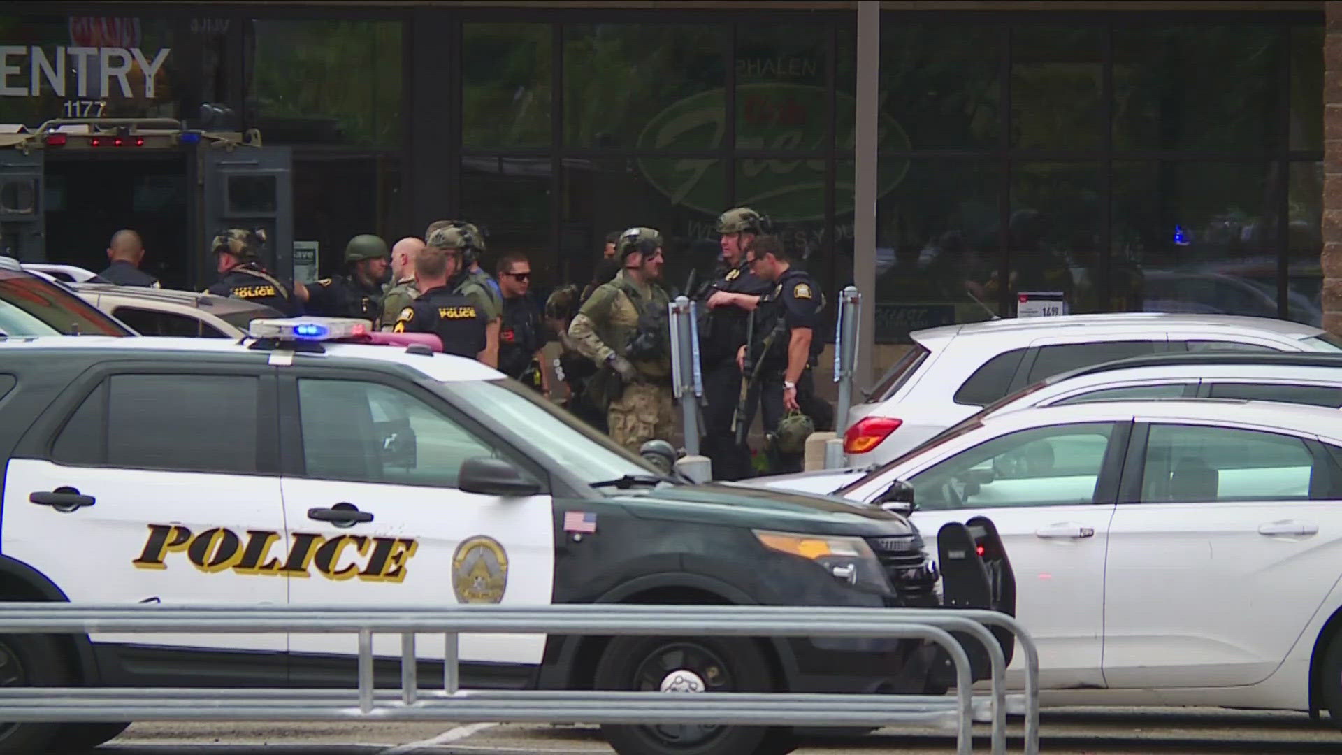 St. Paul Police said two people were shot and injured after the suspect fled Aldi. Those injuries are believed to be non-life-threatening.