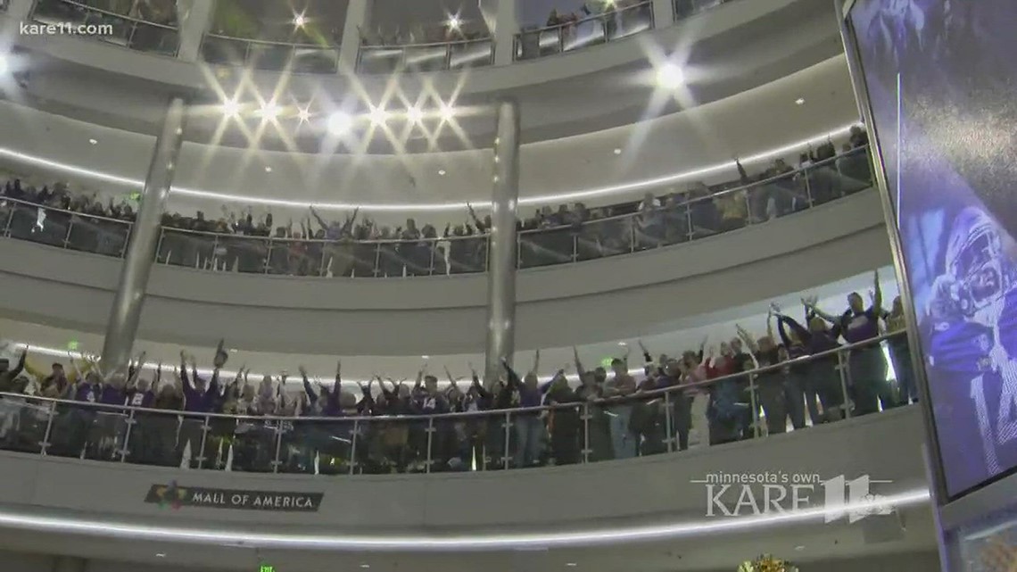 Mall of America Vikings Skol Chant 